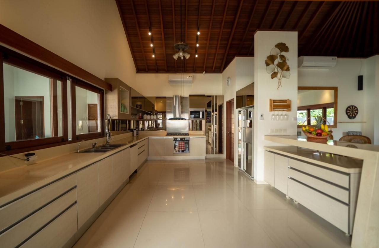 5 Bedroom Villa Sultan Luxury Entertainment And Relaxation Seminyak Kültér fotó